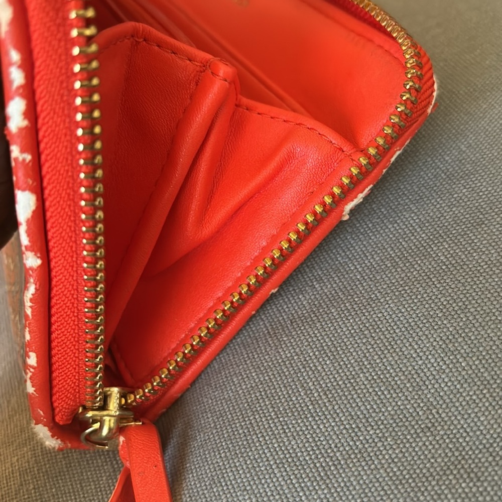 Tory Burch Red and Blue Patterned Wallet - Picture 11 of 12